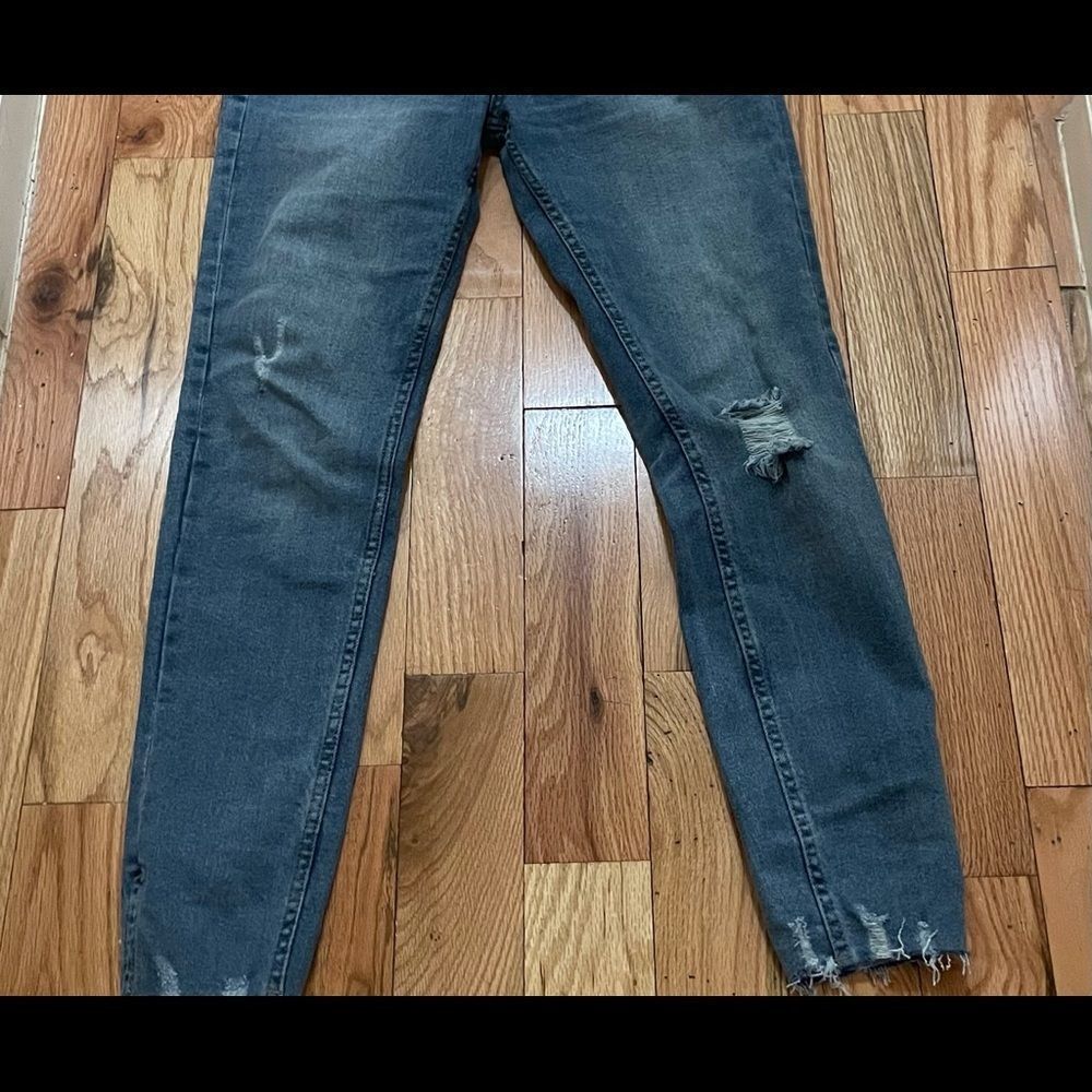 - Kensie Jeans-